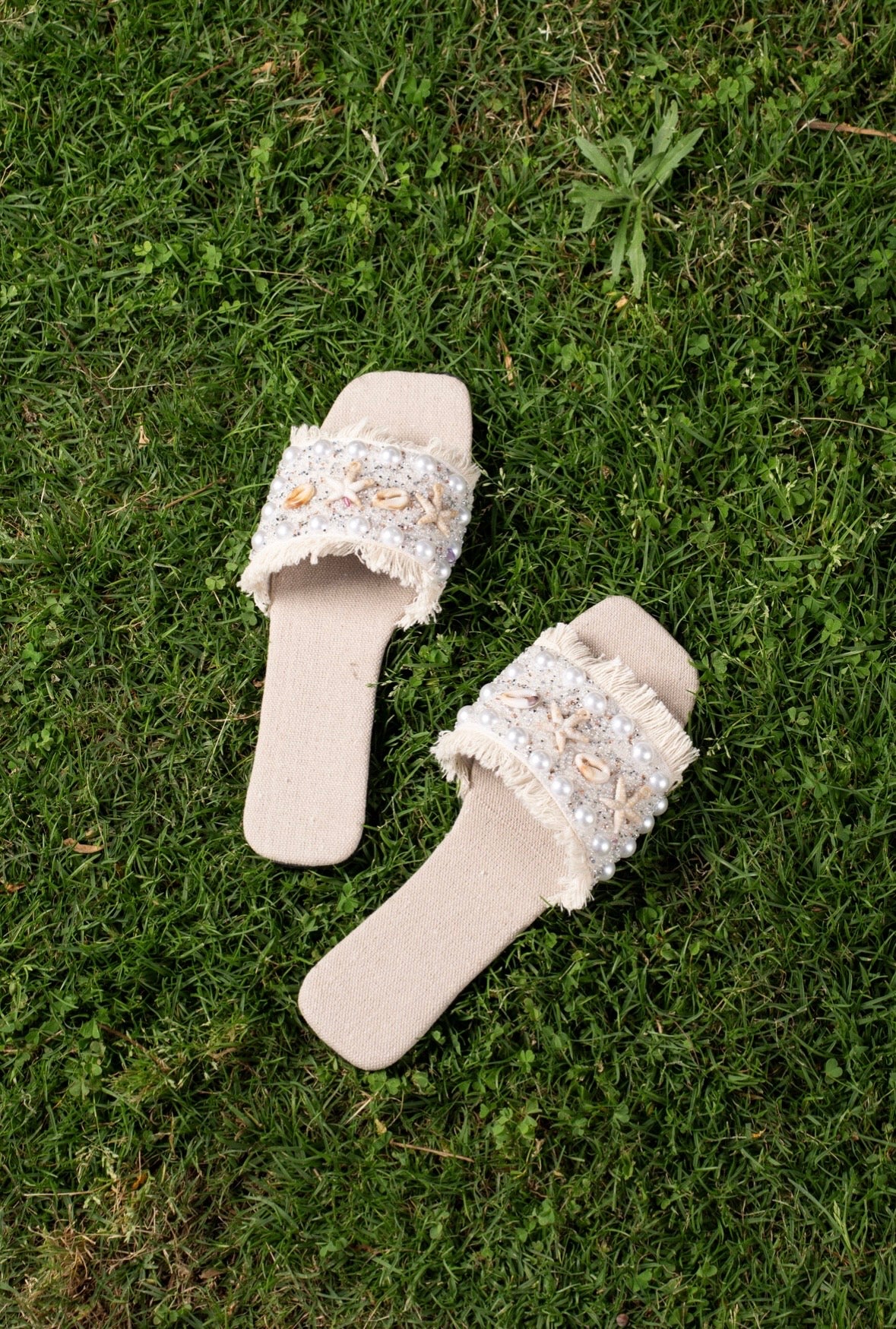 Handmade Shells Slipper 102